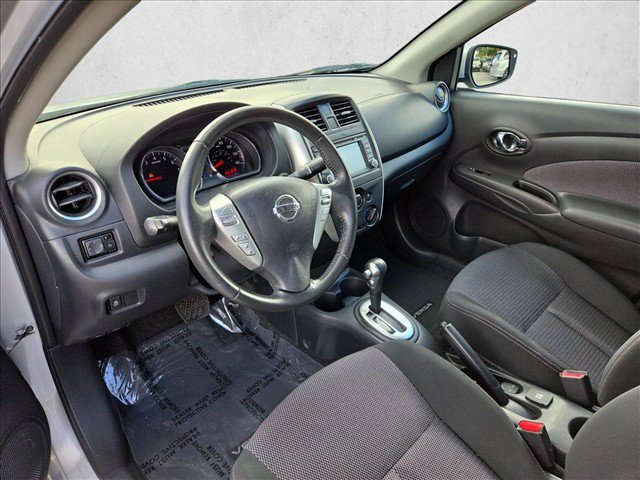 Used 2016 Nissan Versa FWD image 9