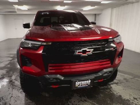 Certified 2025 Chevrolet Colorado ZR2 w/ Technology Package image 3
