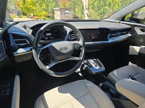 Used 2023 Audi Q4 e-tron Prestige AWD/4WD image 7