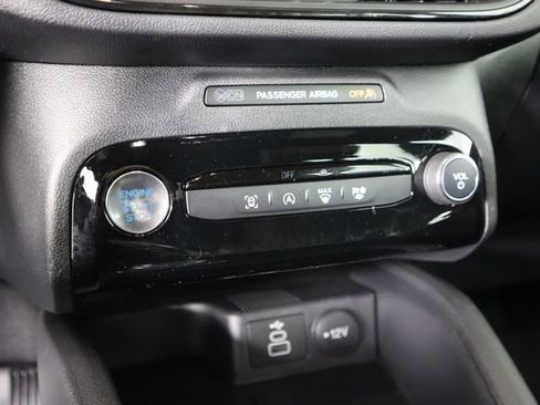 Certified 2025 Ford Escape ST-Line w/ Tech Pack #1 image 39