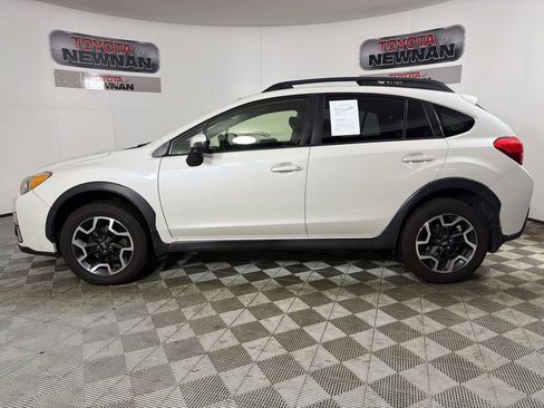 Used 2017 Subaru Crosstrek 2.0i Limited AWD/4WD image 8