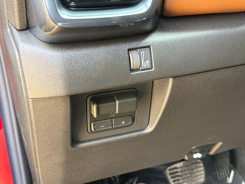 New 2026 GMC Canyon AT4 AWD/4WD image 18