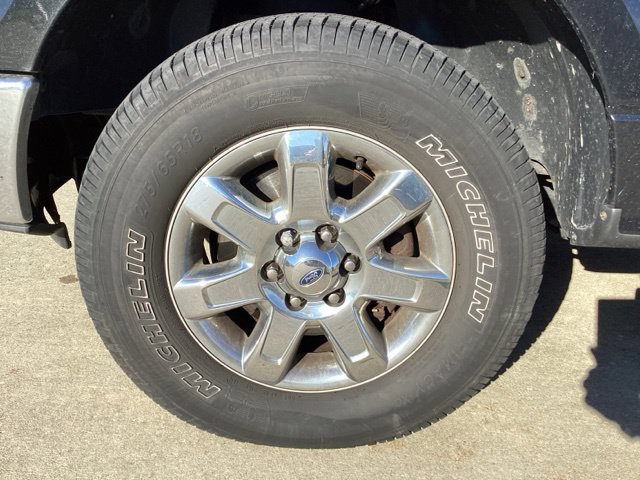 Used 2014 Ford F150 XLT w/ Equipment Group 302A Luxury AWD/4WD image 5
