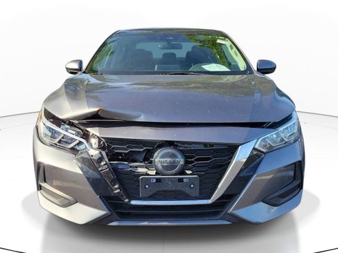 Used 2020 Nissan Sentra SV FWD image 2