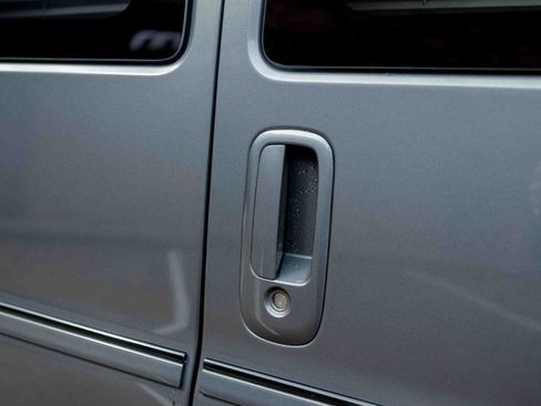 Used 2023 Chevrolet Express 2500 image 19