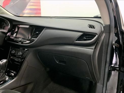 Used 2022 Buick Encore Preferred w/ Safety Package image 21