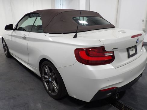 Used 2016 BMW M235i xDrive Convertible AWD/4WD image 7