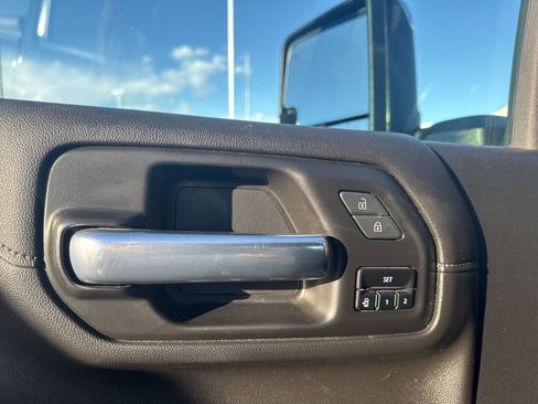 Used 2020 Chevrolet Silverado 3500 High Country w/ Z71 Off-Road Package image 13