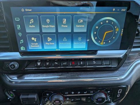 Used 2024 Chevrolet Silverado 2500 LTZ w/ LTZ Convenience Package image 13