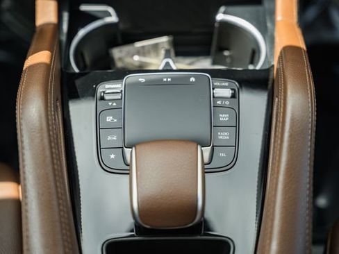 Used 2024 Mercedes-Benz GLE 350 4MATIC image 26