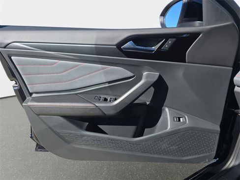 Used 2025 Volkswagen Jetta GLI Autobahn image 28