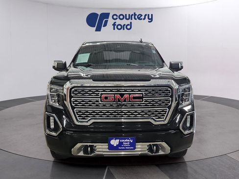 Used 2019 GMC Sierra 1500 Denali w/ Denali Ultimate Package AWD/4WD image 2