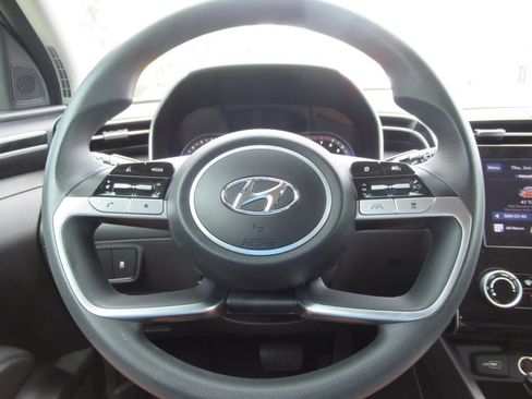 Used 2022 Hyundai Tucson SEL FWD image 22