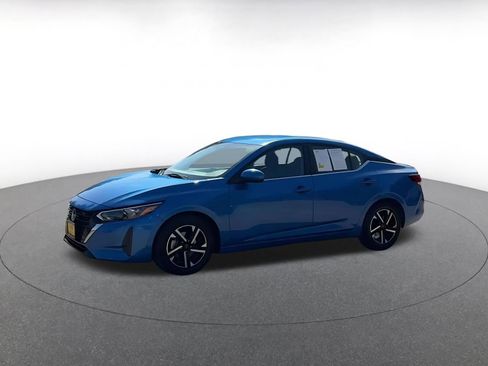 Used 2025 Nissan Sentra SV FWD image 8