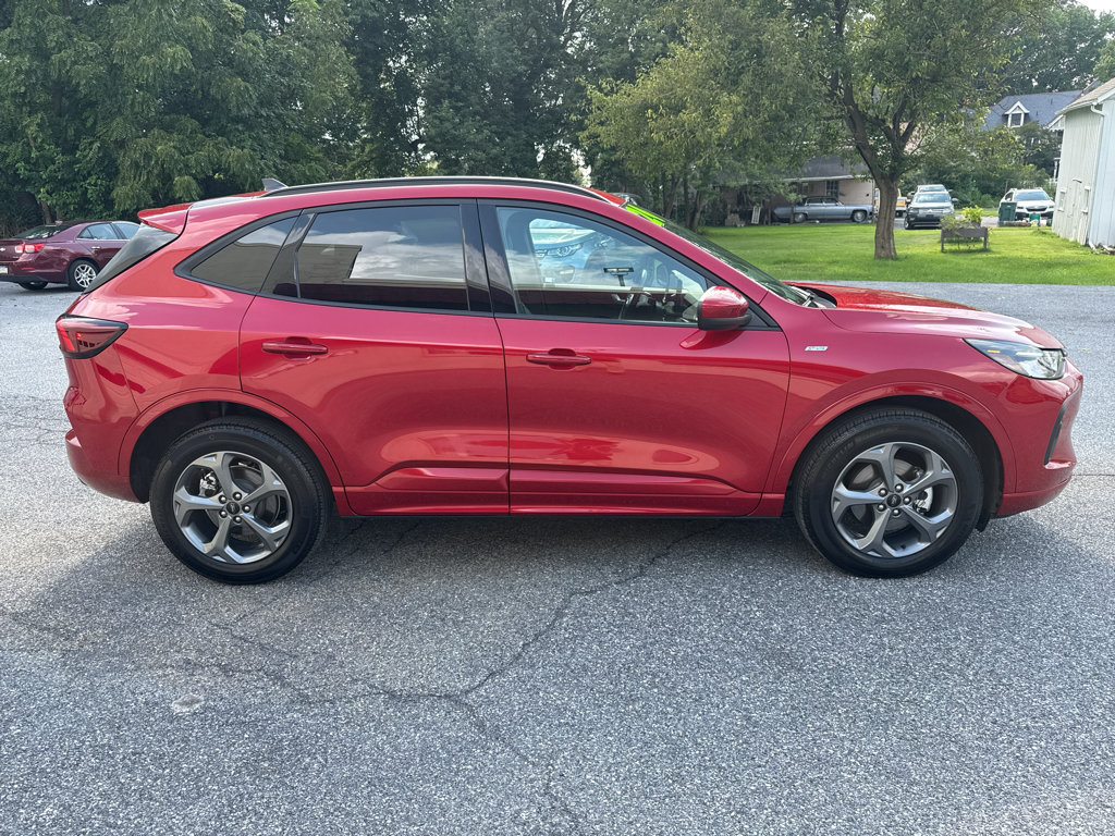 Used 2024 Ford Escape ST-Line Select w/ Tech Pack #1 AWD/4WD image 6