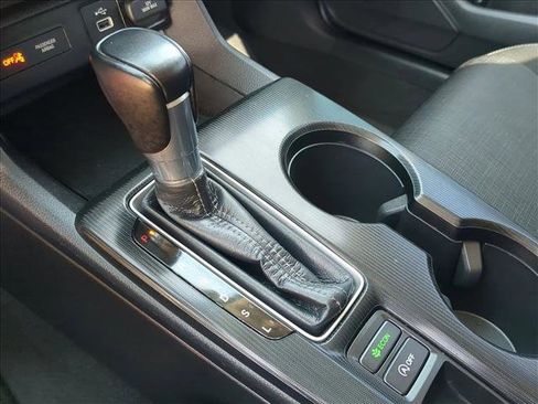 Used 2022 Honda Civic EX image 11