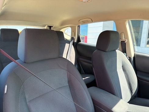 Used 2015 Nissan Rogue S FWD image 27