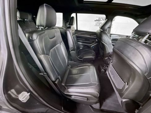 Used 2023 Jeep Grand Cherokee L Overland AWD/4WD image 35