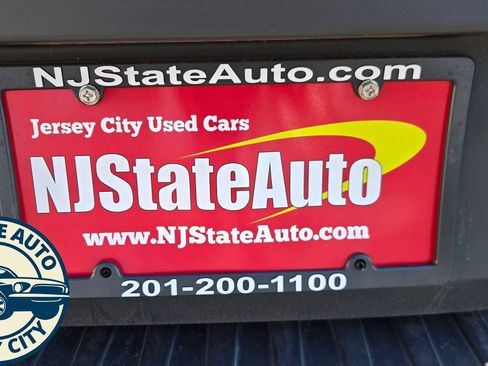 Used 2018 Ford Transit 250 130 Low Roof w/ Interior Upgrade Package RWD image 25