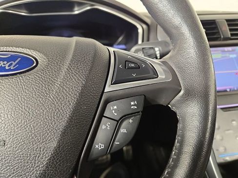 Used 2015 Ford Fusion Titanium image 24