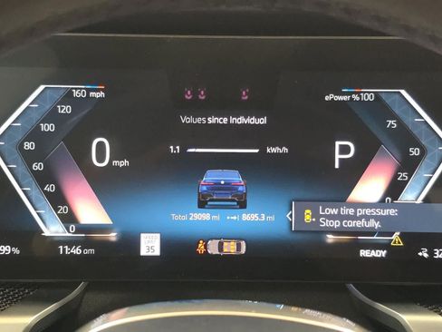 Used 2023 BMW i7 xDrive60 AWD/4WD image 8
