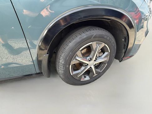 Used 2024 Honda HR-V EX-L image 9