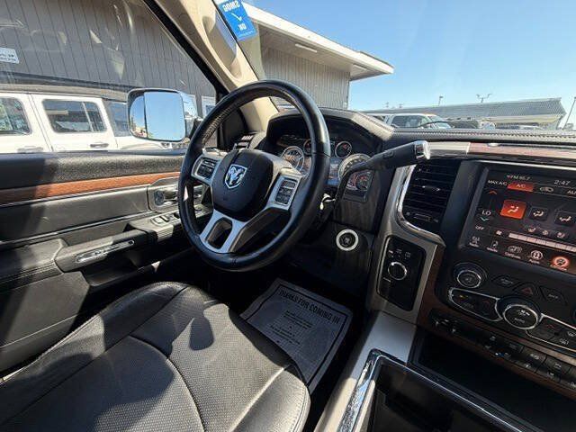 Used 2014 RAM 2500 Laramie w/ Convenience Group AWD/4WD image 21