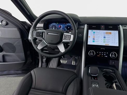 New 2026 Land Rover Discovery Dynamic SE AWD/4WD image 25