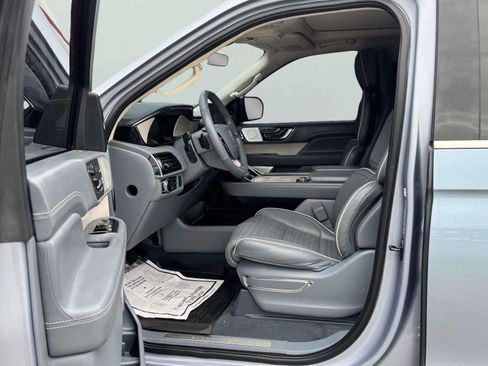 Used 2019 Lincoln Navigator L Black Label AWD/4WD image 18