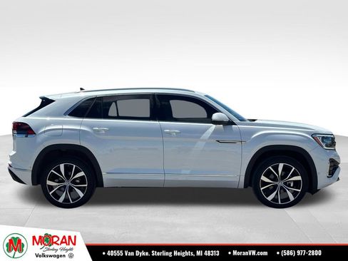 Used 2024 Volkswagen Atlas Cross Sport SEL Premium R-Line AWD/4WD image 6