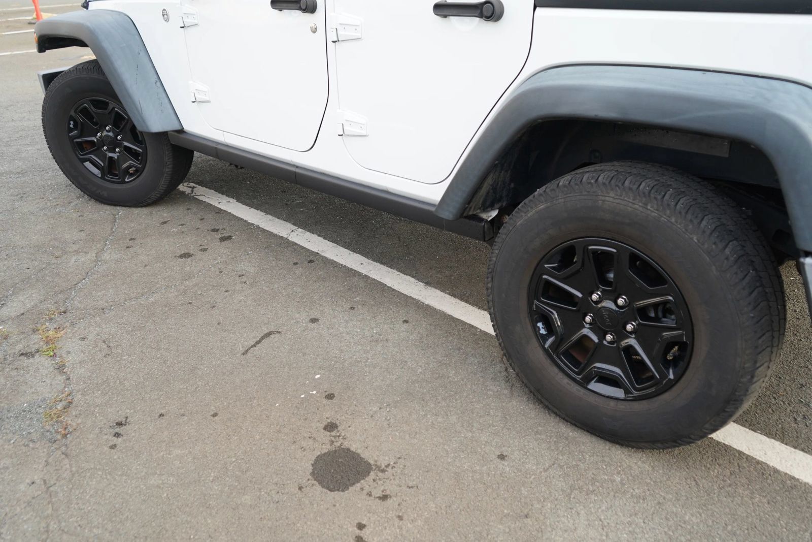 Used 2015 Jeep Wrangler Unlimited Sport AWD/4WD image 6