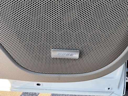 Used 2017 GMC Acadia Denali image 19