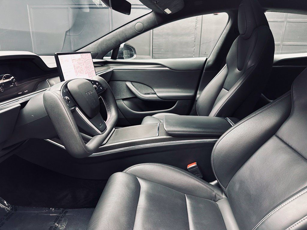 Used 2022 Tesla Model S Plaid AWD/4WD image 16