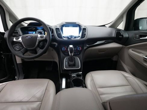 Used 2017 Ford C-MAX Titanium w/ Equipment Group 301A image 5