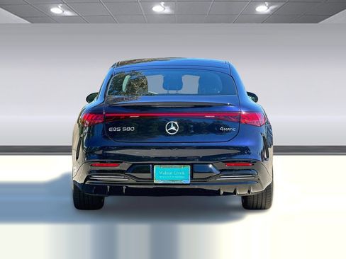 Used 2022 Mercedes-Benz EQS 580 4MATIC Sedan image 6