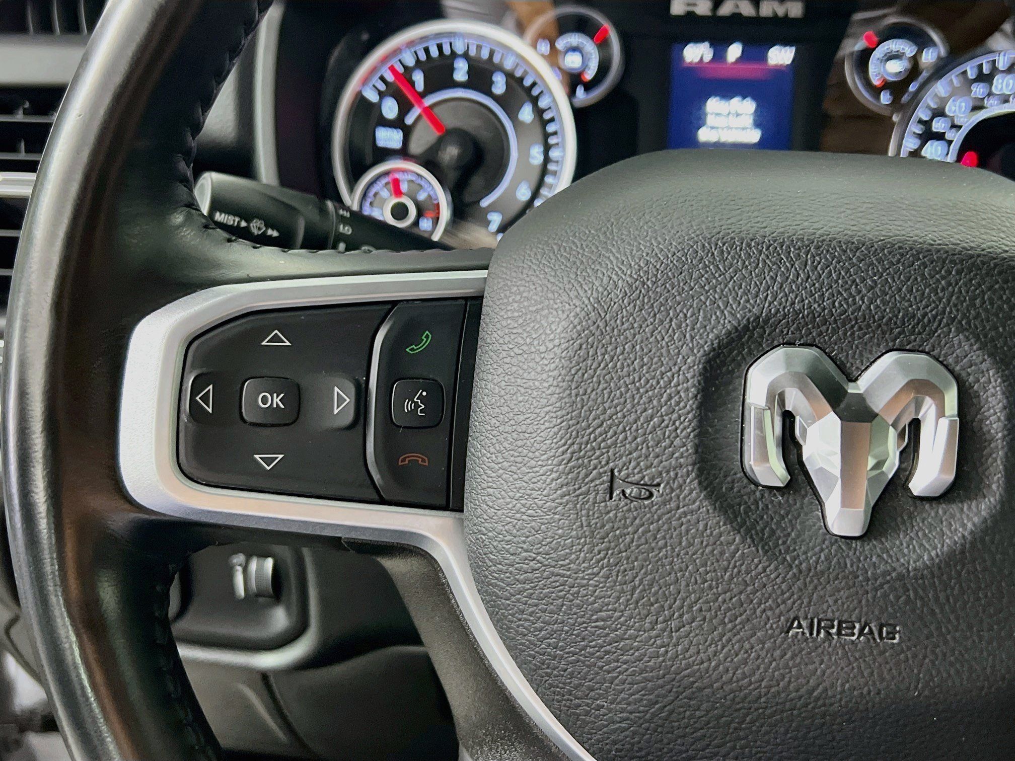 Used 2023 RAM 1500 Big Horn AWD/4WD image 18