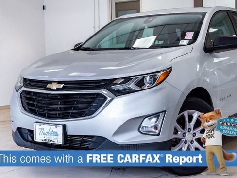 Used 2020 Chevrolet Equinox LS FWD image 2