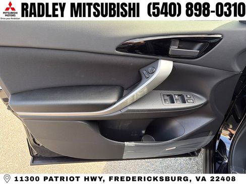 New 2026 Mitsubishi Eclipse Cross ES image 4