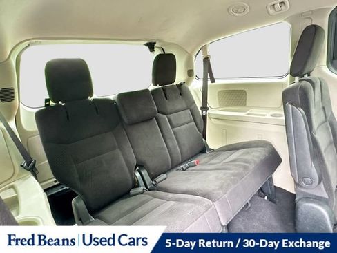 Used 2017 Dodge Grand Caravan SE w/ Power Window Group FWD image 31
