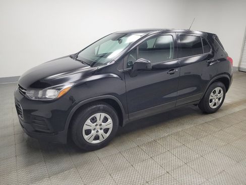 Used 2019 Chevrolet Trax LS w/ Tint and Cruise Package image 2