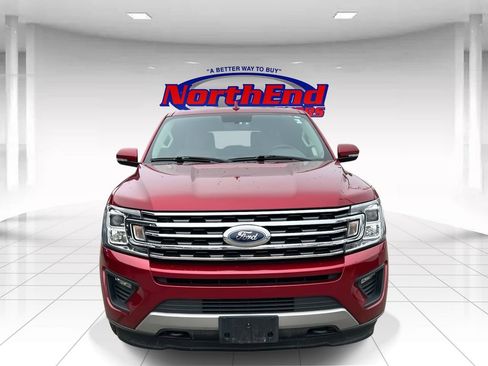 Used 2018 Ford Expedition XLT w/ Equipment Group 202A image 8