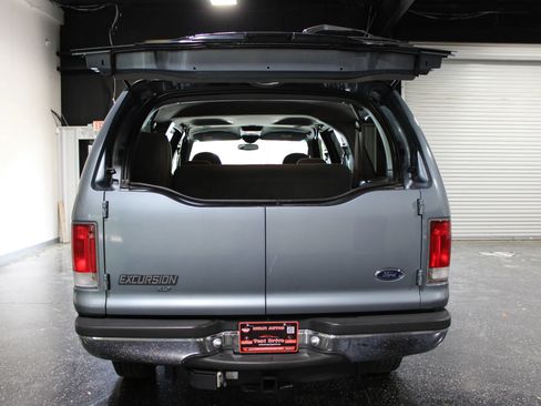 Used 2000 Ford Excursion XLT AWD/4WD image 35