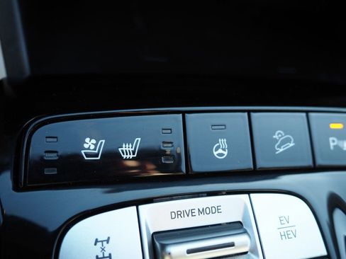 Used 2024 Hyundai Tucson Limited image 13