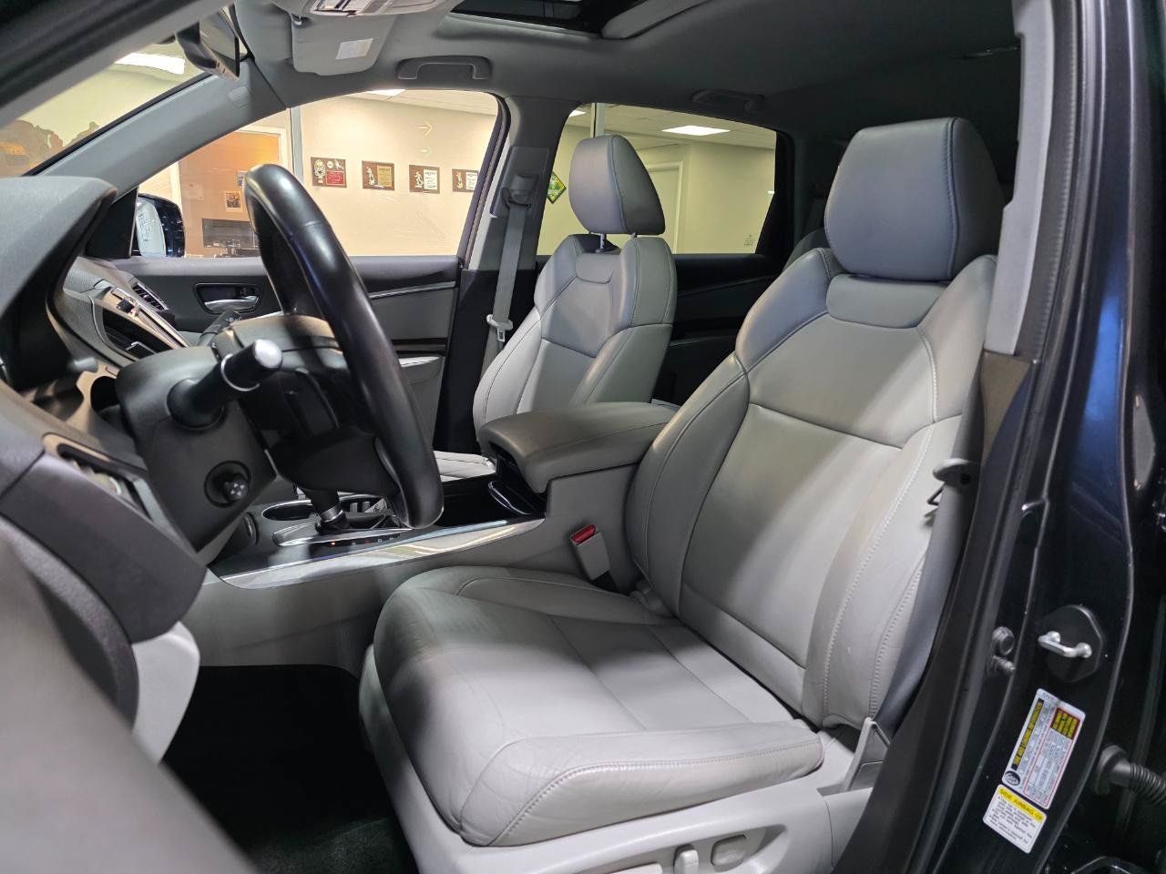 Used 2014 Acura MDX w/ Technology Package AWD/4WD image 15
