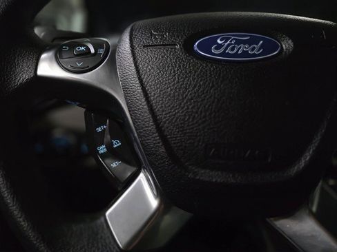 Used 2023 Ford Transit Connect XL image 17