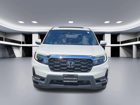 Used 2024 Honda Passport EX-L image 9