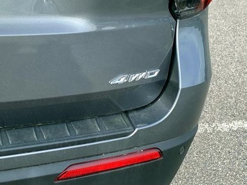 Used 2026 Ford Explorer Active AWD/4WD image 6