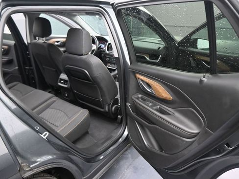 Used 2019 GMC Terrain SLE AWD/4WD image 41