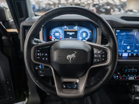 Used 2025 Ford Bronco Outer Banks image 38