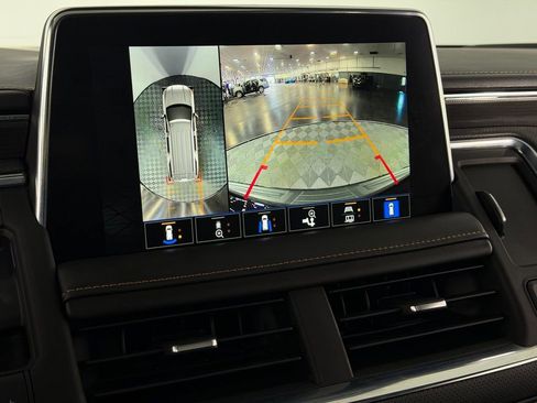 Used 2023 GMC Yukon AT4 w/ AT4 Premium Package image 20